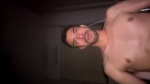 thor458_ online show from October 12, 7:35 am