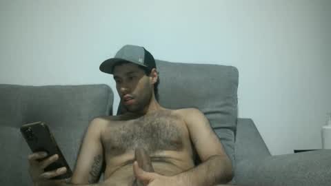 Snapshot of throwawayyourgun chatting on January 28, 1:29 am Luka online show from January 28, 1:29 am