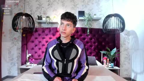 Tiam Muller online show from January 10, 3:55 am