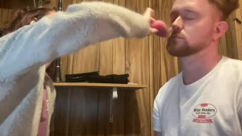 tightholelove online show from July 14, 6:39 am