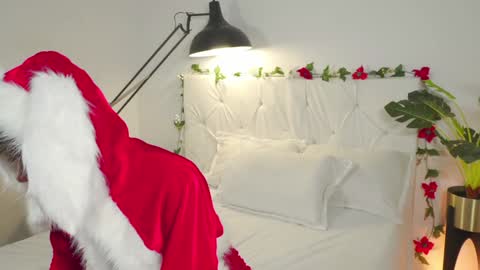 Snapshot of timmyshy chatting on December 13, 5:05 am timmyshy online show from December 13, 5:05 am