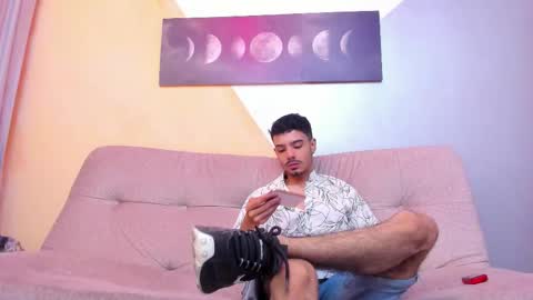 Evans  online show from October 7, 9:08 pm