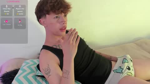 Timothy 21 years old online show from November 7, 10:02 pm