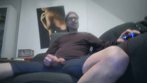 timpop44 online show from February 3, 12:47 am