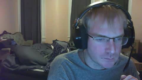 timtimmyyyy online show from February 5, 9:16 am