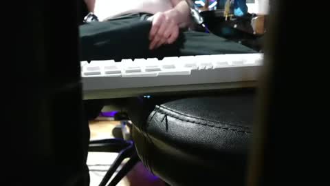 tinkertrain420 online show from March 3, 9:50 am