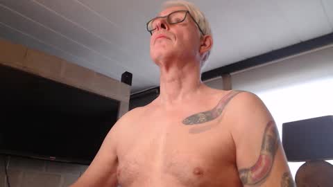 tirexxx_x online show from February 20, 7:23 am