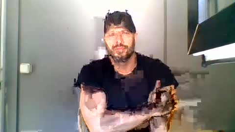 titan_heart online show from July 18, 10:20 am
