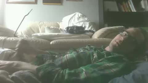 titlovercums online show from March 21, 3:38 pm