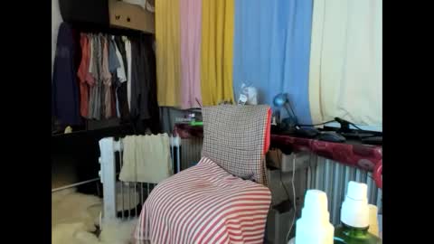 liebe es mich nackt vor der cam zu zeigen online show from December 27, 8:35 am