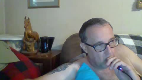 Snapshot of tnvols1968 chatting on October 6, 9:52 pm Vols online show from October 6, 9:52 pm