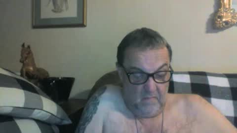 Snapshot of tnvols1968 chatting on January 15, 12:41 am Vols online show from January 15, 12:41 am
