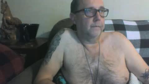 Snapshot of tnvols1968 chatting on December 23, 12:14 am Vols online show from December 23, 12:14 am