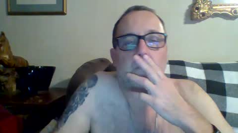 Snapshot of tnvols1968 chatting on February 23, 12:37 am Vols online show from February 23, 12:37 am