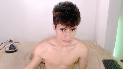 Snapshot of toadboys chatting on December 22, 9:00 am David online show from December 22, 9:00 am