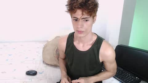 Snapshot of toadboys chatting on February 3, 1:52 am David online show from February 3, 1:52 am