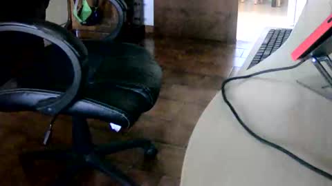 Tobiko online show from November 15, 3:25 pm