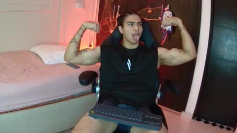 toji lee online show from October 30, 2:57 am