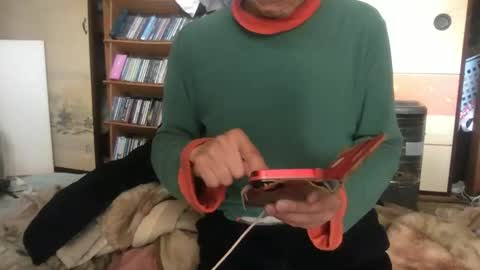 small man online show from February 5, 2:51 am