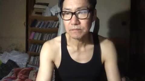small man online show from May 18, 7:29 pm