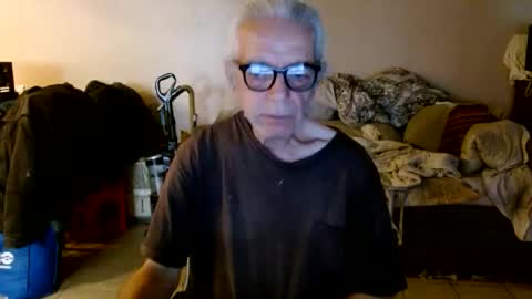 tom112292014 online show from April 15, 5:46 pm