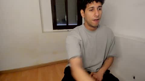 Tom online show from April 8, 12:58 pm