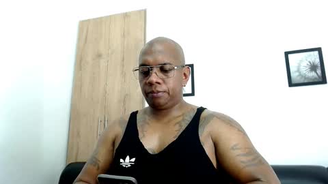 Snapshot of tom_miller chatting on February 7, 4:48 am Tom Miller online show from February 7, 4:48 am