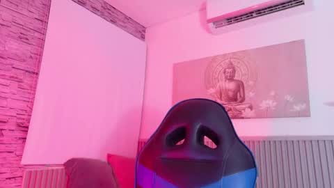 Tom muscle1 online show from March 4, 12:01 pm