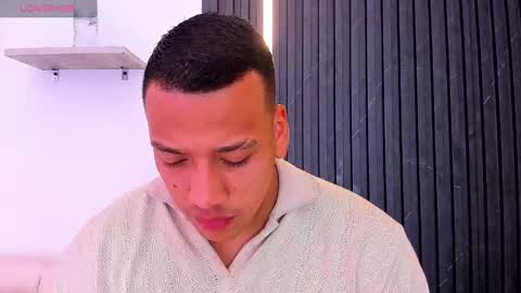 Tom muscle1 online show from October 22, 11:58 am