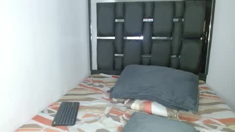 tomaz_18 online show from March 29, 8:20 pm