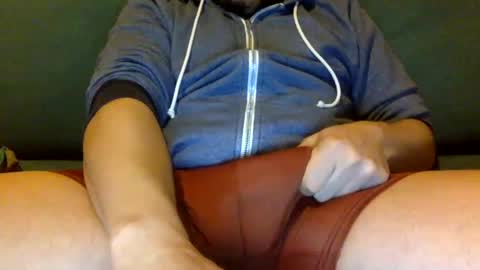 Snapshot of tombi125 chatting on January 1, 5:00 pm tombi125 online show from January 1, 5:00 pm