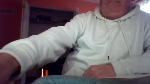 tomcat4848 online show from October 7, 4:00 pm