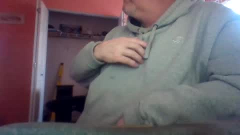 tomcat4848 online show from April 15, 9:37 pm