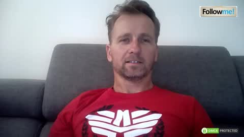 Snapshot of tomhardic chatting on October 12, 12:43 pm TOM online show from October 12, 12:43 pm