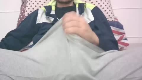 tommaso9046 online show from December 4, 5:22 pm