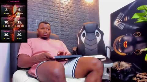 Tom Mike online show from January 15, 2:37 am