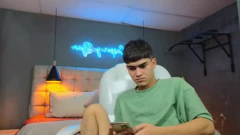 Tommy  online show from February 19, 7:06 am