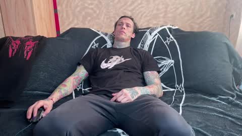 Tommy and Katana online show from February 28, 5:37 am