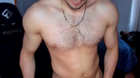 Twitter BreddTommy IG tommy bredd online show from March 10, 6:58 pm