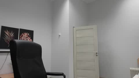  tommy burnzzz  online show from November 29, 7:10 am