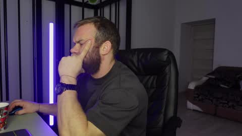  tommy burnzzz  online show from February 15, 2:47 am