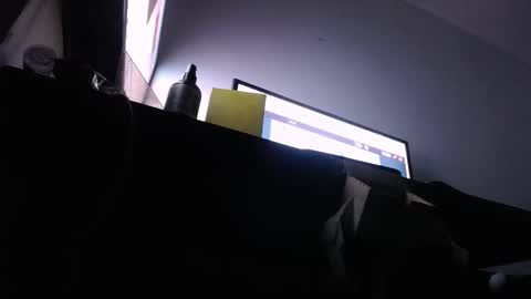   Thomas    online show from January 29, 1:48 am