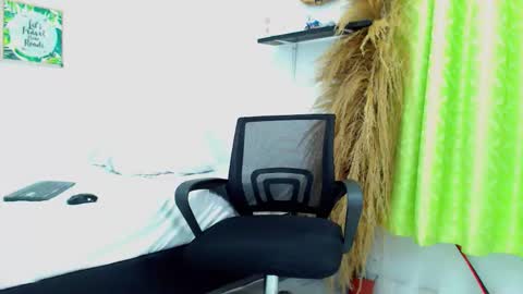 tommy online show from December 4, 1:01 am