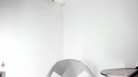 tommy_sccott online show from October 20, 3:10 am