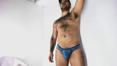 tommy_sccott online show from October 5, 1:20 am