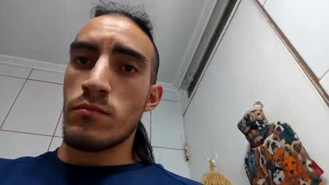 Snapshot of tommypv20 chatting on March 6, 6:08 am Tommy online show from March 6, 6:08 am