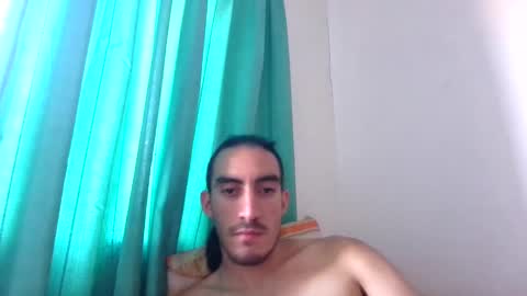 Snapshot of tommypv20 chatting on January 20, 10:15 pm Tommy online show from January 20, 10:15 pm