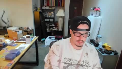 Tommy online show from December 8, 10:36 pm