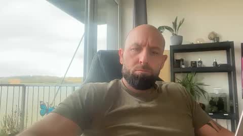 Thomas Fit online show from October 28, 8:28 am