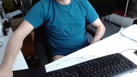 Tom online show from February 20, 11:23 am